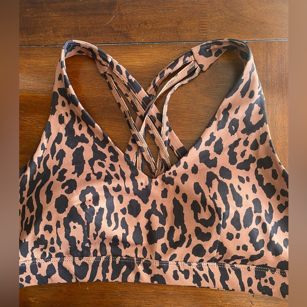 NWT brown/black cheetah print sports bra